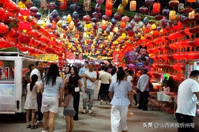 河曲县唐家会村首届“嘉年华”美食旅游节激活乡村文旅活力