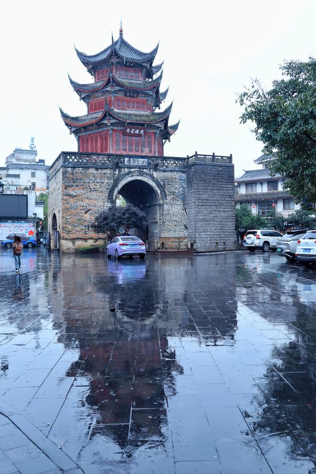 四川大凉山藏着一座千年古镇