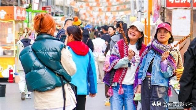 夏日清凉夜市火爆美食诱人——避暑度假到西宁系列报道之七
