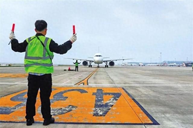 西安咸阳国际机场，完成试飞！
