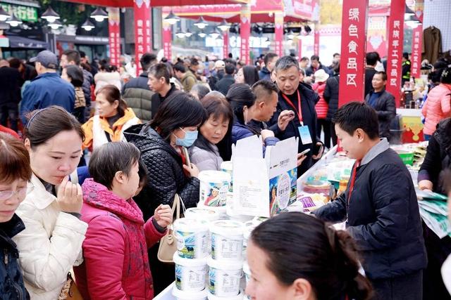 西藏2025年文化旅游和绿色生态精品展销会在成都开幕