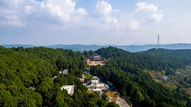 探秘七曲山：蜀道明珠，人文圣境
