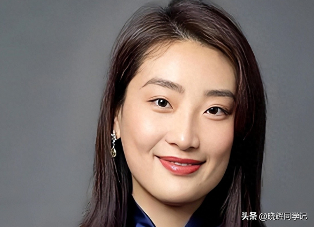 官媒发文！宗馥莉再破天花板，让亲叔宗泽后和整个商界沉默了