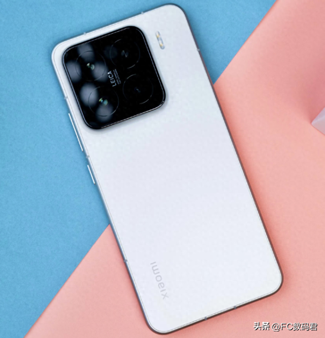 小屏旗舰终极对决：小米 、vivo 、OPPO 谁更值得入手？
