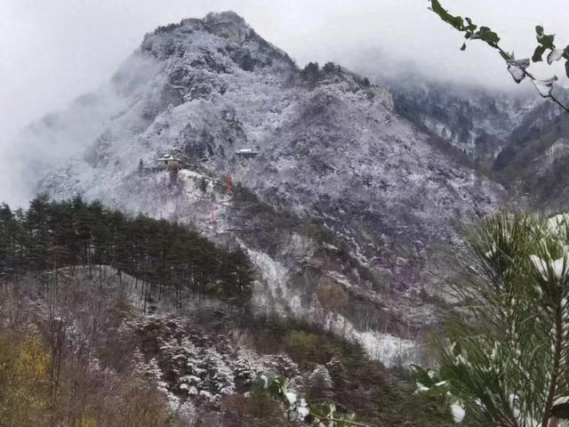 汉中各大景区银装素裹！快来共赴2025年第一场冰雪之约 →