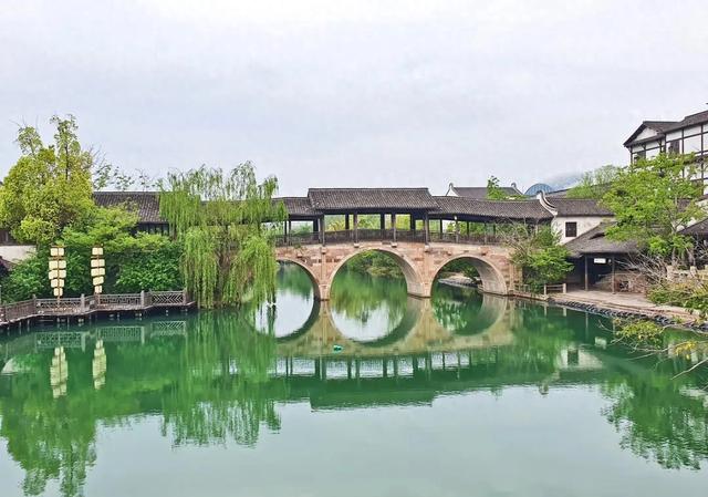 四川这座千年古镇，有“天府水乡”之誉，景色优美，值得一去