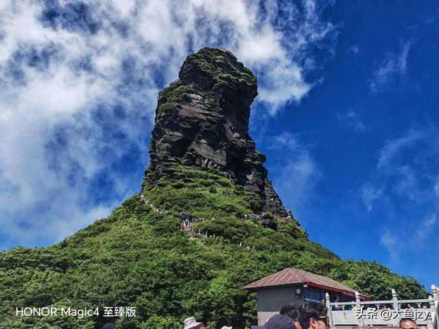 登完泰山又去登梵净山，感觉登山难度不在一个等级