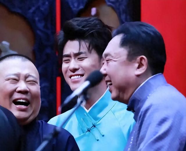 墙倒众人推！郭德纲被官方召谈仅三天，令人担忧的事还是发生了