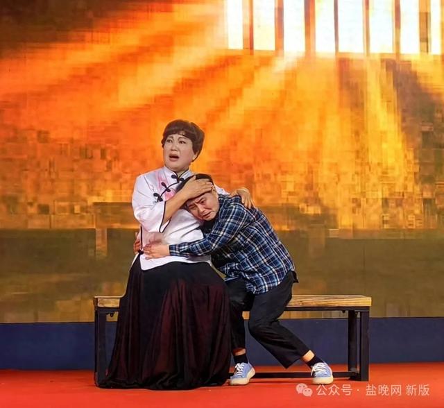 国庆之夜，东台这里燃情绽放！