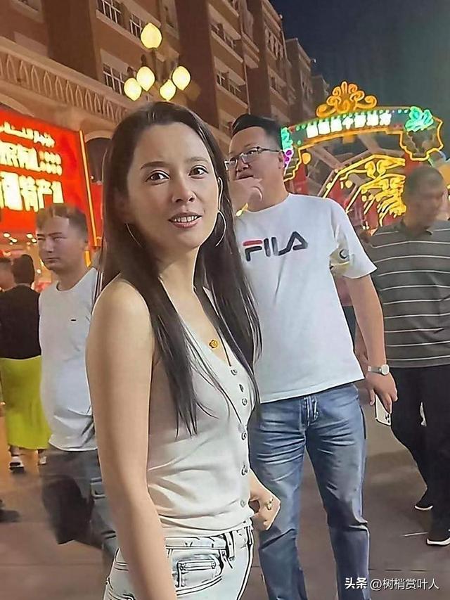 还以为森林北啥神仙颜值，能把汪峰迷得神魂颠倒。