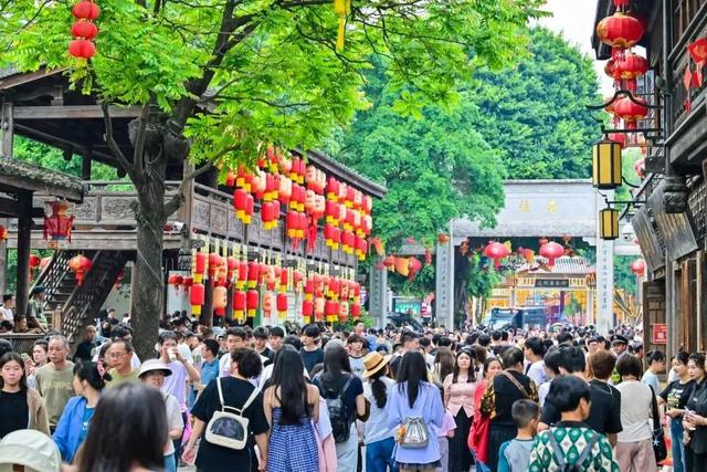 央视关注福州城市文化中轴线！鼓楼喊你来打卡