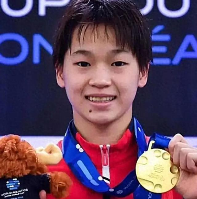 豪宅风波升级！专家建议拆除全红婵雕像，樊振东的话终于有人信了