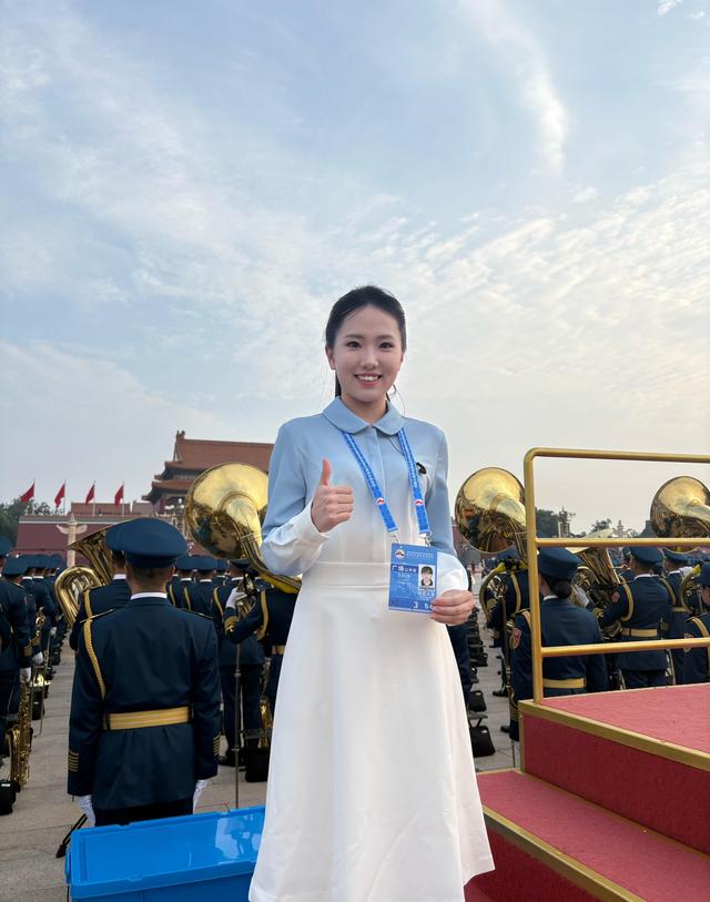 北京日报独家揭秘｜从后备到正式，她用努力换来在天安门广场放歌的机会