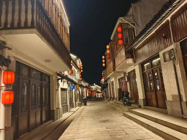 平望“双街”散记