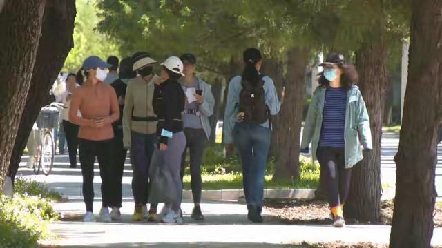 每天走多少步不伤膝？专家给出黄金步数！