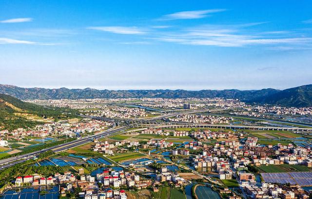 走进中国1400个县：湖南新化县人口第一县！千年梅山味，美到开挂