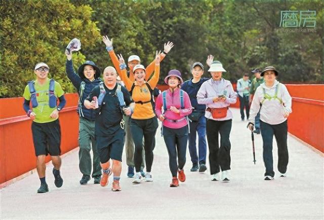 千名行者漫步科学城