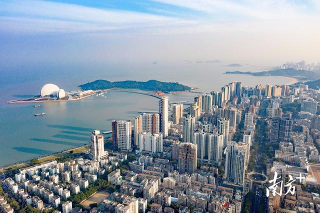 央视聚焦珠海！“风华团”沉浸式打卡半城山水半城湾