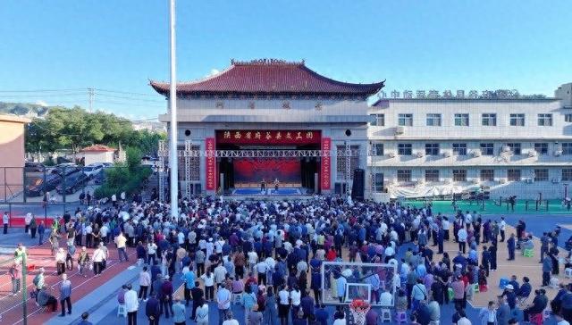 陕西府谷：传统古会新过法 文化惠民谱新篇