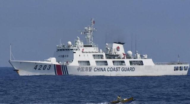 坐滩船不能留，中方拖船进场，菲高官已乱阵脚，同意和中国签协议