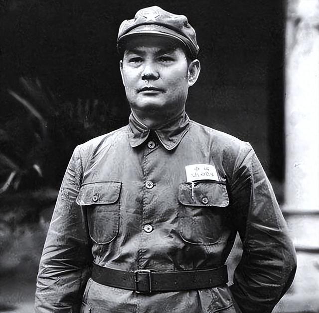 1976年	，毛主席为何下令拿掉叶剑英的兵权？事后才知主席用心良苦