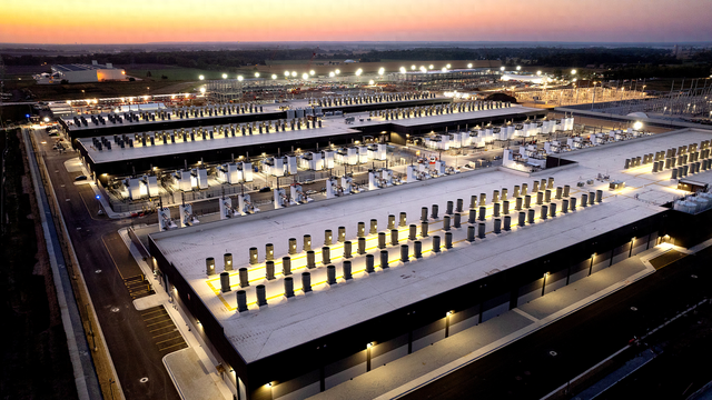 含近 50 万颗 Trainium2 芯片：亚马逊 AWS 投运 Project Rainier