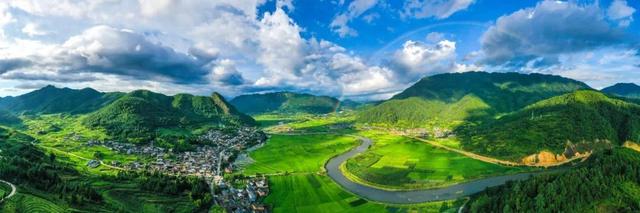 旅居腾冲，把雨季过成了诗