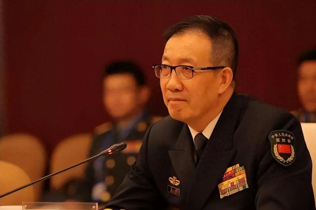 董军刚就职时，美军前司令断言：若中美开战，中国10年也准备不好