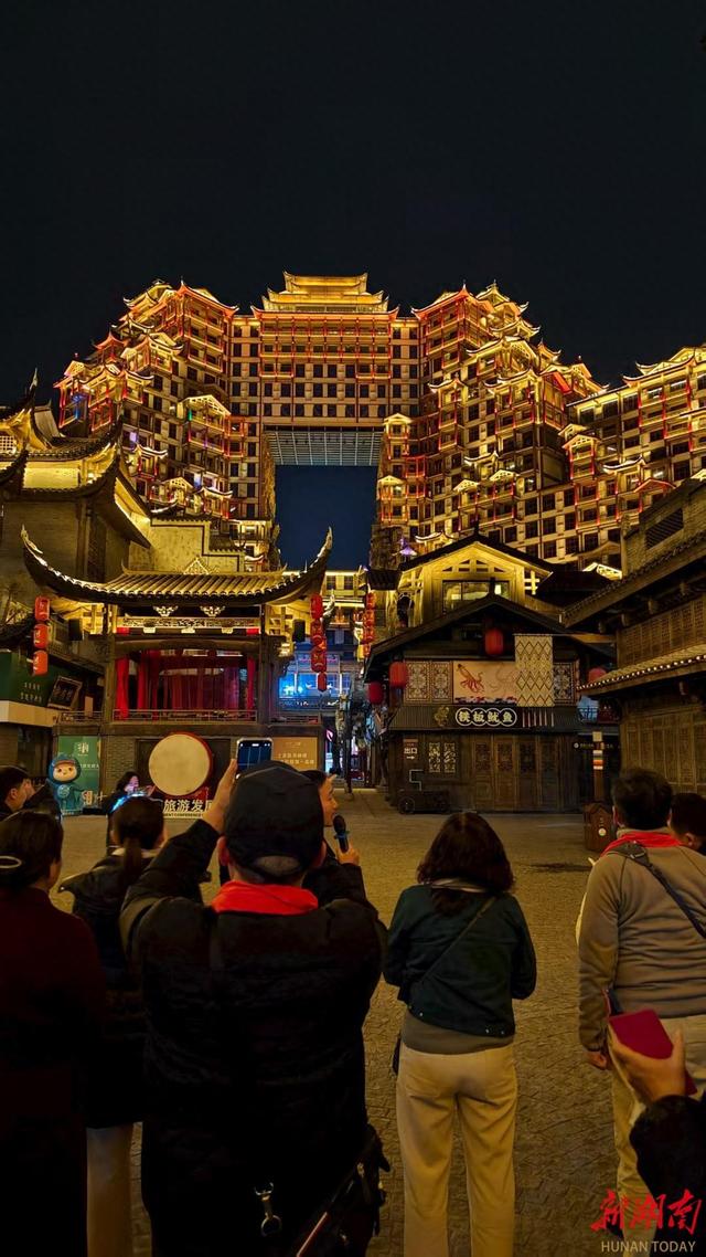 湘约一夏㉒｜2小时高铁直达，张家界—重庆开启周末微度假模式