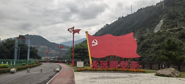 翼王悲剧地，红军胜利场，72年两场突围战结果迥异，让人泪目敬重