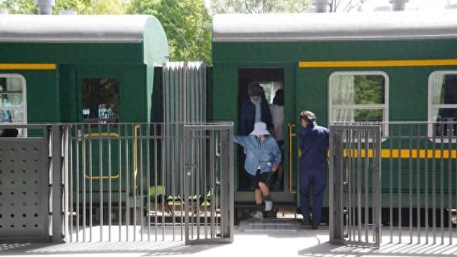 跟着“小调”回家