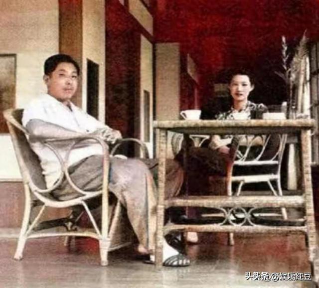 张学良和赵一荻被幽禁的真实彩色照，35岁赵一荻皮肤白皙风韵犹存