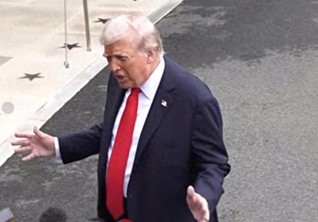 委内瑞拉总统：美国单方面发动“全面侵略”！特朗普：“击沉”三艘委内瑞拉船只