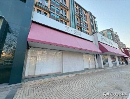 北京市18套商业和车库房产拍卖，被内蒙古的企业8382万竞得