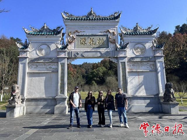 俄罗斯网络达人打卡常德 自媒体视角助力常德文旅走向世界