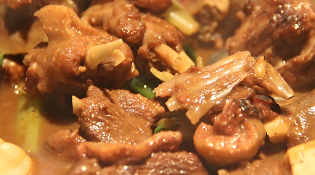家常炖鹅肉的做法大全（秋冬炖大鹅超香）