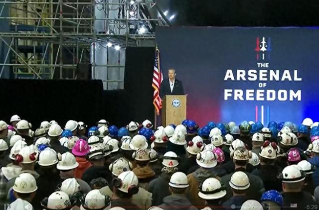 美防长：我们忙着当世界警察	，看看中国在干啥