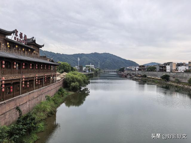 历史与烟火交织的呼吸