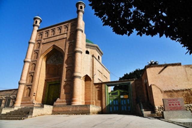 新疆库车的历史遗迹和丝路文化