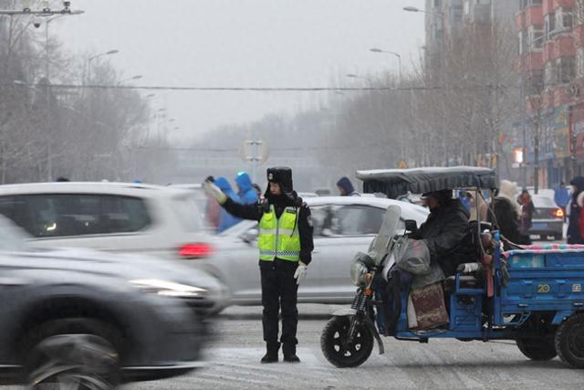 没了“警察”二字，多地公安交管部门更名