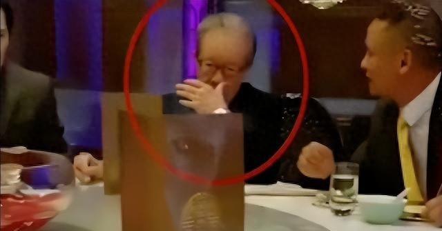 突发！香港新义安二代掌舵人向华炎病逝，向华强见父亲都得他允许