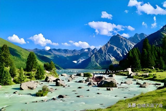 川西秘境｜玉隆拉措：317国道旁的“蒂芙尼蓝”圣湖，人间仙境！
