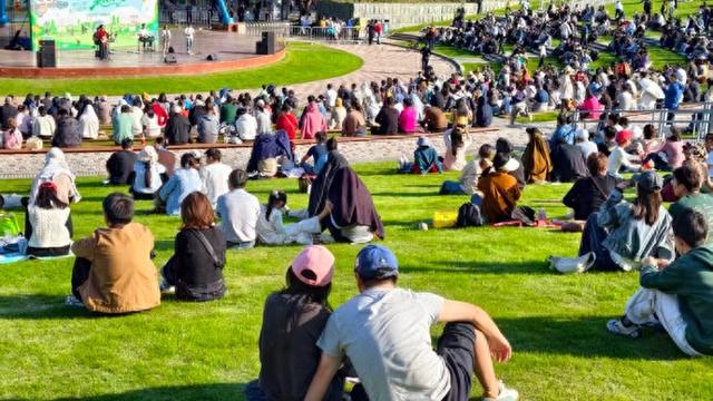 世纪公园秋日市集开启，音乐美景非遗手作齐聚，还藏着进博好物