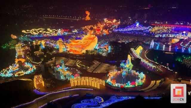 2026自贡灯会“复活”木兰！还摇来五月天吉祥物，今年新玩法速览｜我心目中的“锦绣天府·安逸四川”