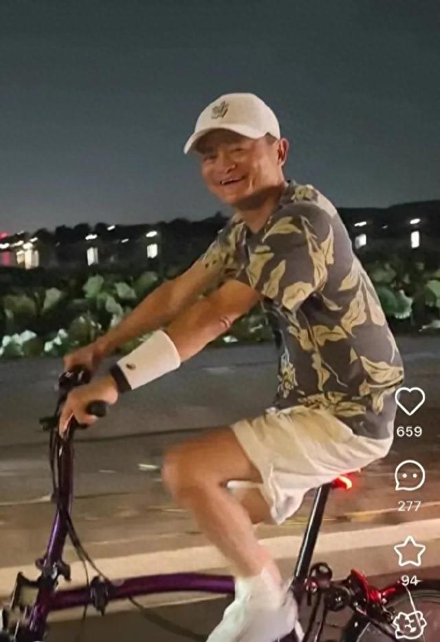 马云西湖夜骑同款自行车杭州店卖爆，店员：售价1.85万元，到货就没货
