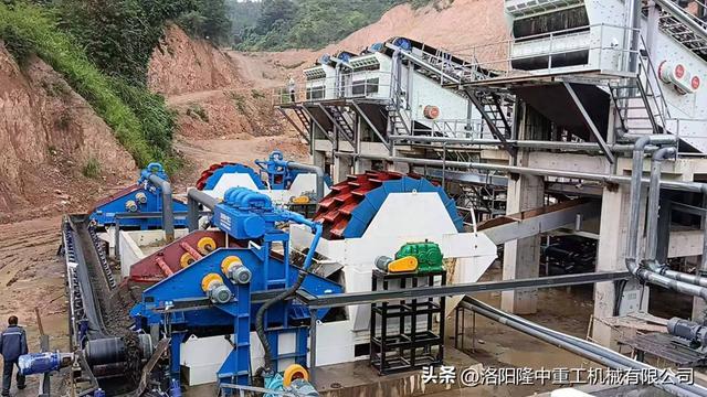 小型砂石厂该选择何种筛分设备？
