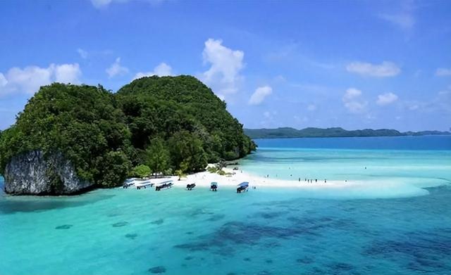 一年赚大陆游客14亿！转投美澳后竟拒接中国航班，该国现状如何？