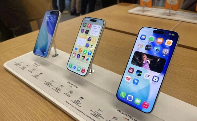iPhone 17 国内销量已超百万，一边骂一边买？