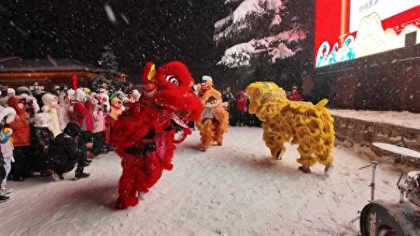 体验全面升级 中国雪乡景区精心打造冬季夜游景观