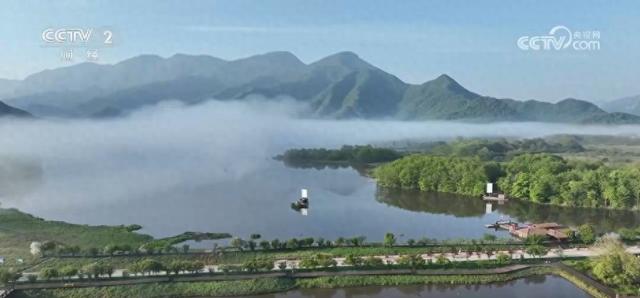 “银发旅游”市场火爆 “适老配方”让老年人畅享“诗和远方”